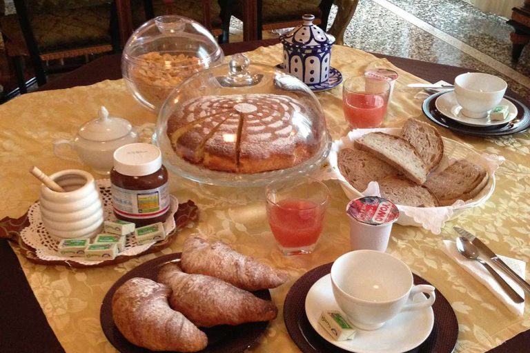 Bed and Breakfast La Panoramica - Sala Colazione